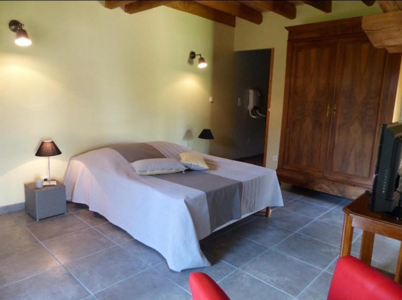 Bed and Breakfast La Grange de l’Ouche à Saint-Parize-le-Chatel Extérieur photo